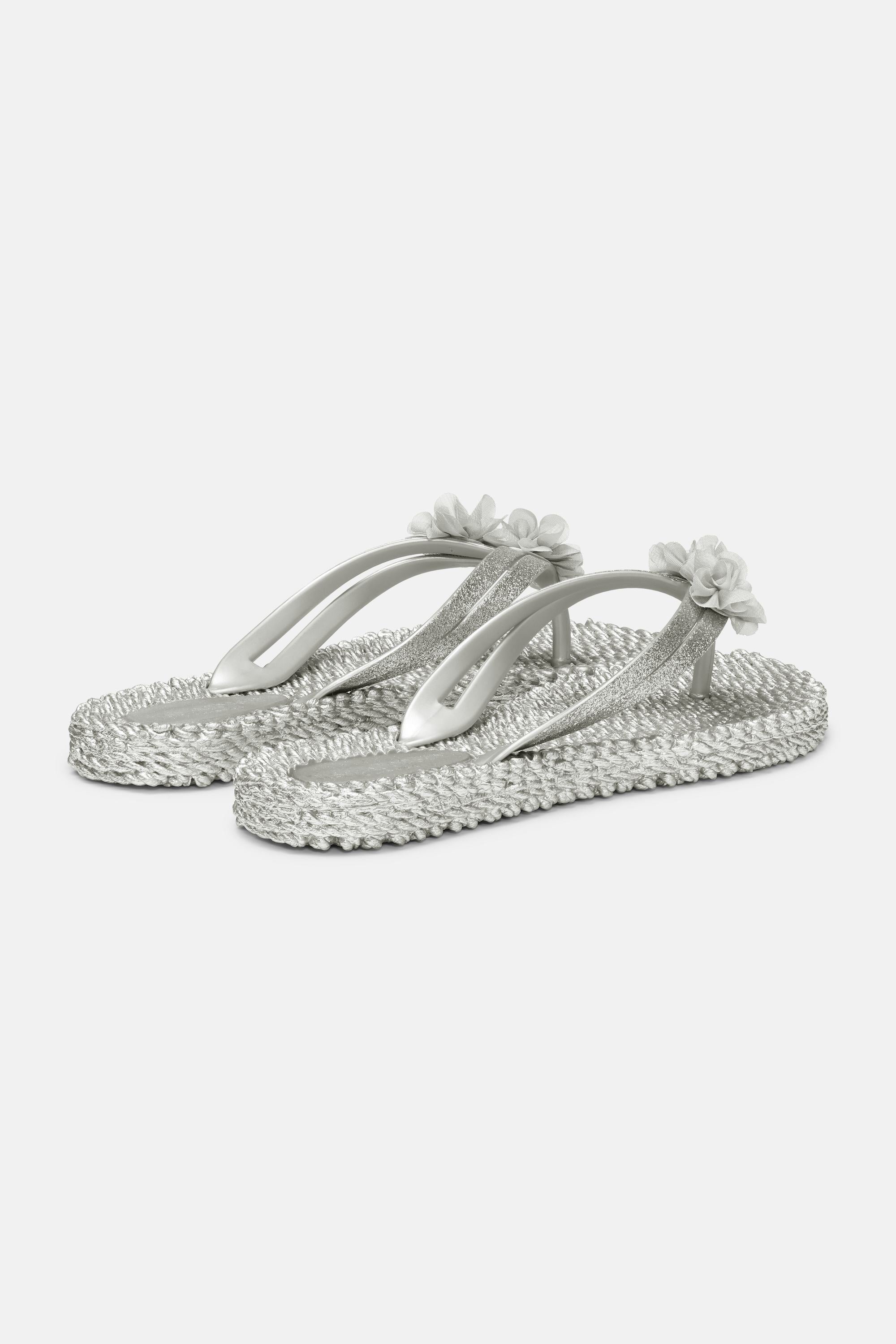 Flip Flops with Flowers - Silver